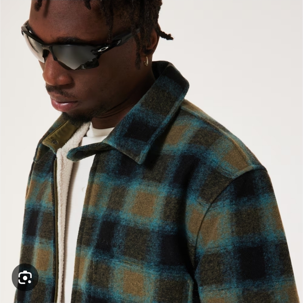 NWOT Oakley Off Slope Over Shirt